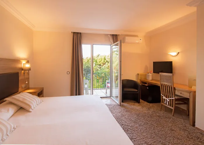 Cap Roig & By Brava 4* Castell-Platja d’Aro