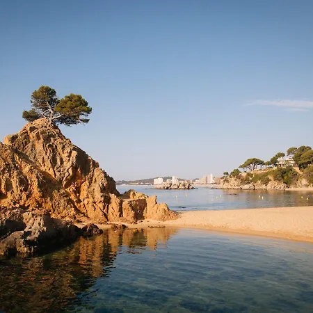 Готель Cap Roig & By Brava